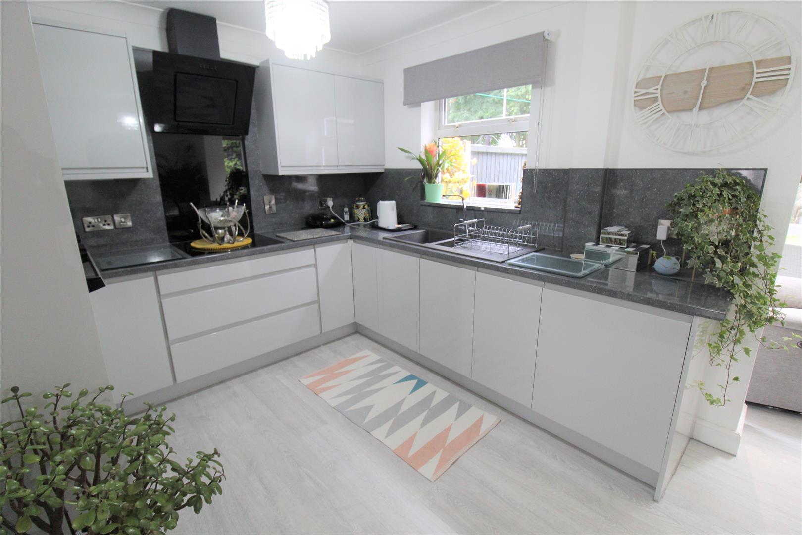 Bamford Grove, Hanley, Stoke-On-Trent